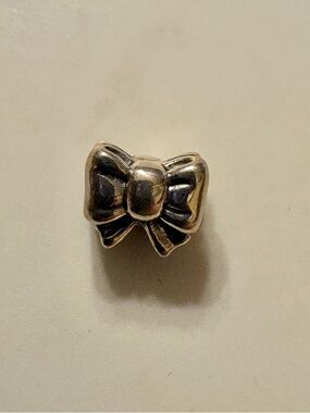 Pandora Silver Bow Charm